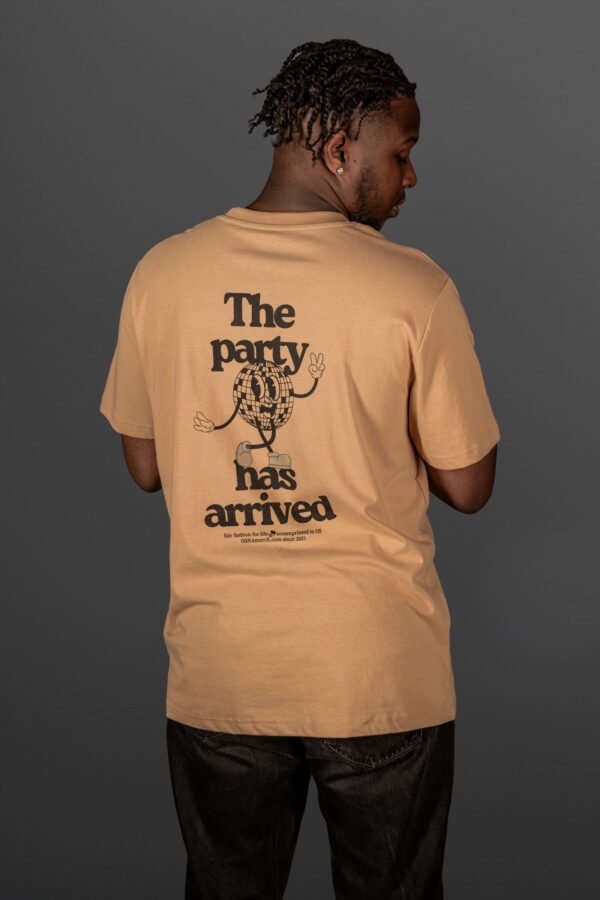 the party has arrived t-shirt oversized OSNAmerch