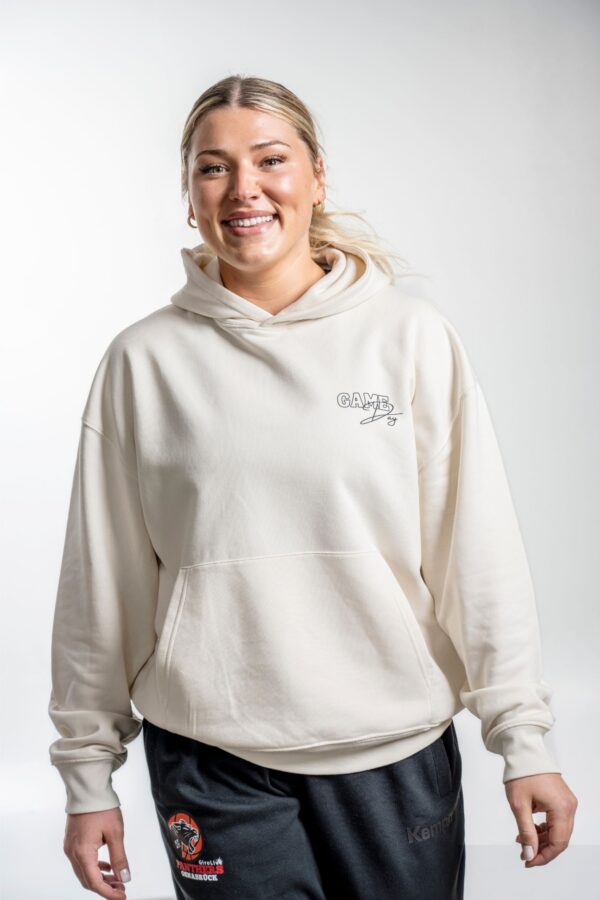 Game Day Hoodie front – Vorderansicht mit sichtbarem Brustprint