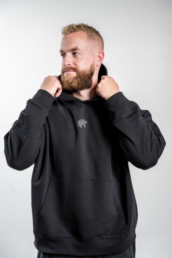 I Never Lost Hoodie front – Vorderansicht mit sichtbarem Brustprint